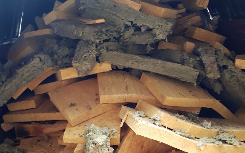 Mixed mineral wool ready for compression