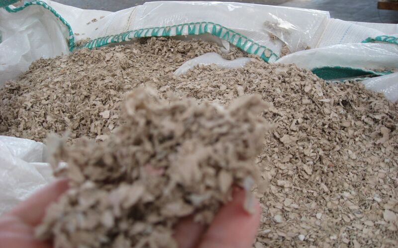 Gypsum paper the material before compaction