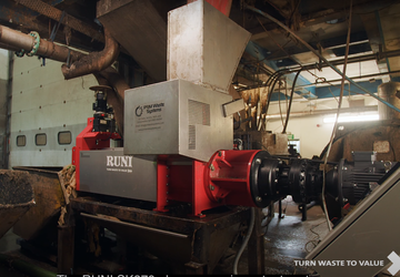 RUNI SK370 for AD plant at Langage Farm