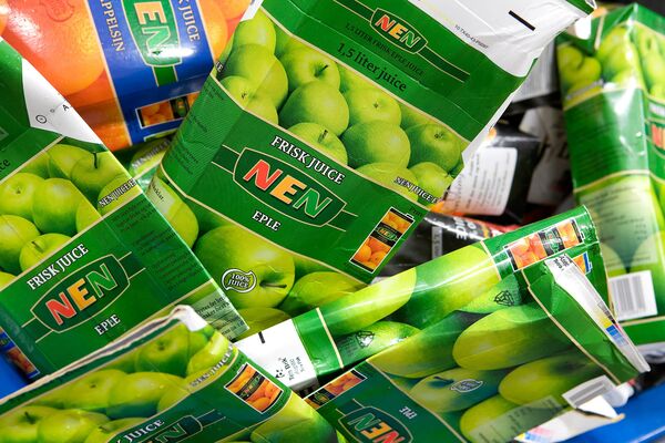 Dewatering and Compaction of Tetra Paks | NEN-Produkter AS