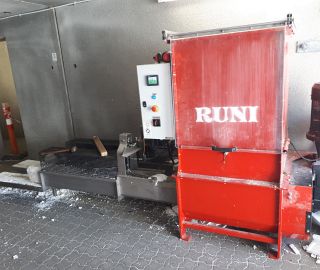 SK200 Screw Compactor for Compacting Post Consumer EPS