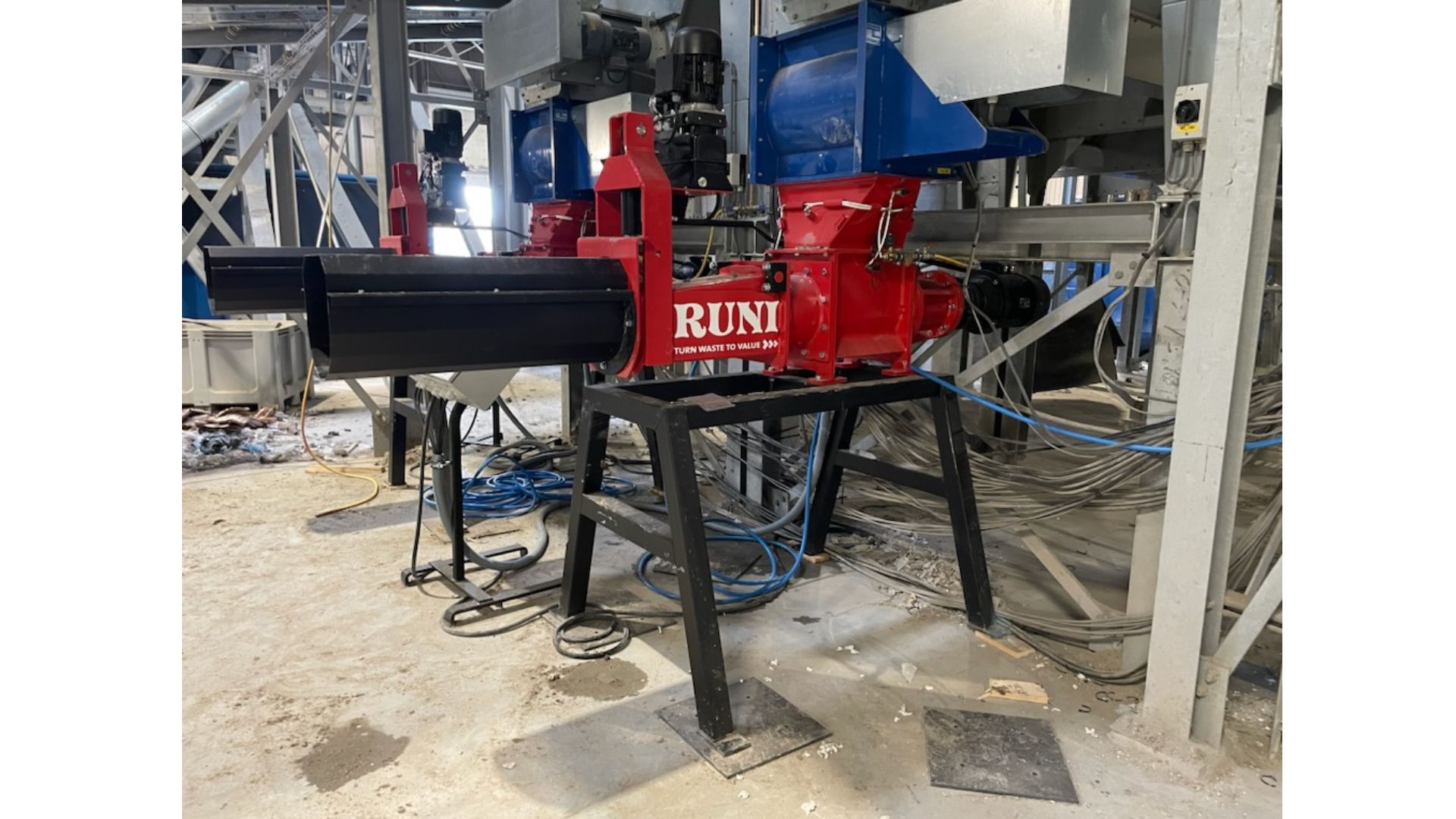 Screw Compactor for Compacting Airlaid Dust